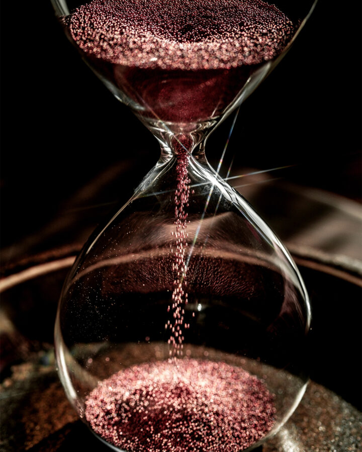 The Future of Longevity: 5 Breakthroughs That Are Redefining Aging Right Now